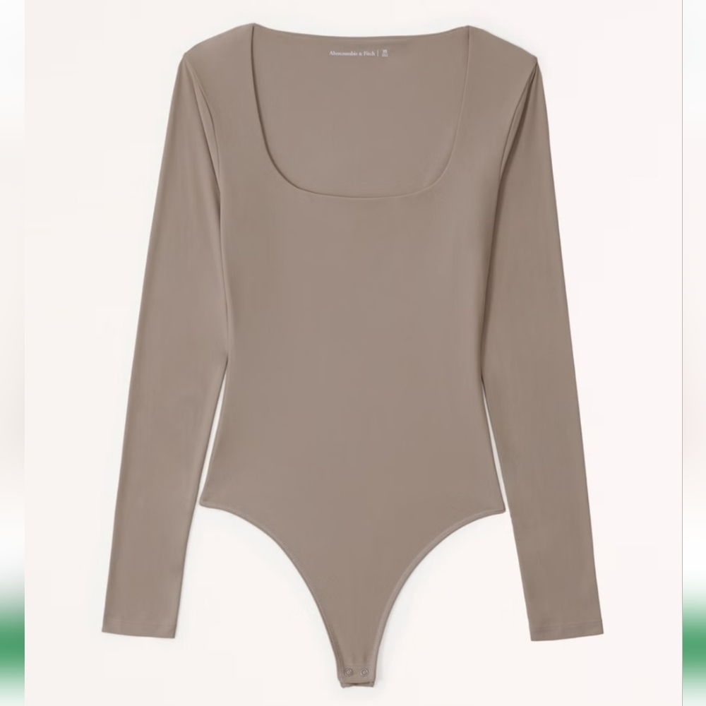 Abercrombie Soft Matte Seamless Long-Sleeve Squareneck Bodysuit
